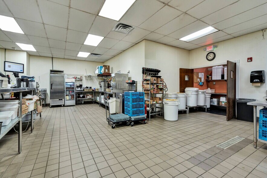More Photos Of 2311 Chattanooga Rd, Dalton Freestanding For Sale
