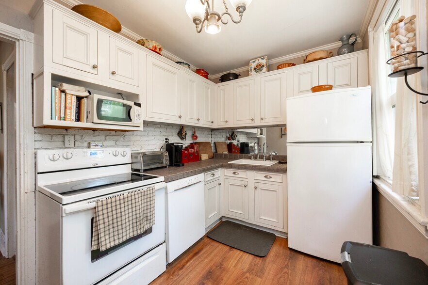 More Photos Of 234 Conestoga Rd, Wayne Specialty For Sale