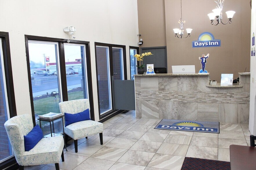 More Photos Of 1513 S Smittys Blvd, Ritzville Hotel For Sale