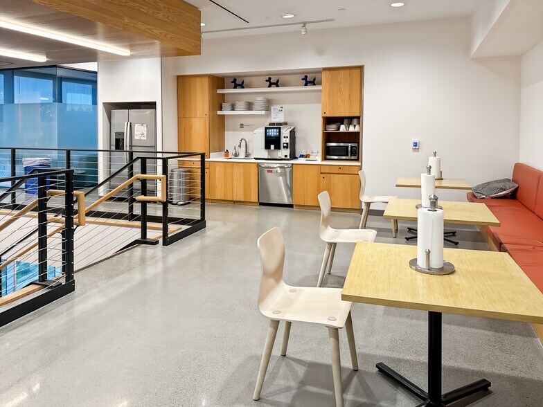 More Photos Of 530 Technology Dr, Irvine Coworking Space