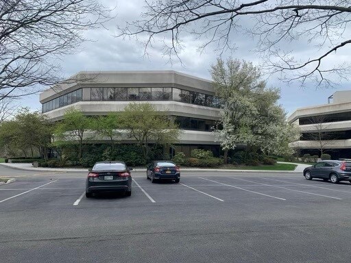 More Photos Of 245 Saw Mill River Rd, Hawthorne Office For Sale