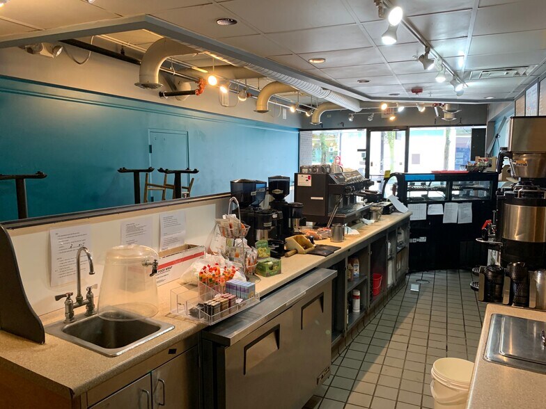 Primary Photo Of 218-224 State St, Madison Storefront Retail Office For Lease