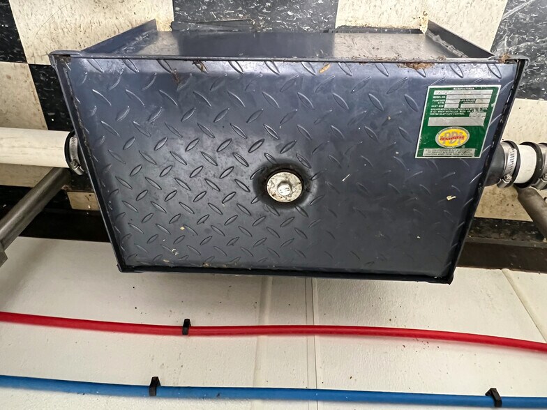 More Photos Of 259 Venango Ave, Cambridge Springs Restaurant For Lease