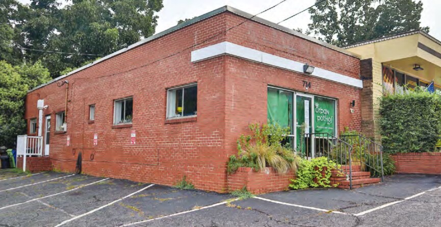 More Photos Of 714 W Peace St, Raleigh Freestanding For Lease