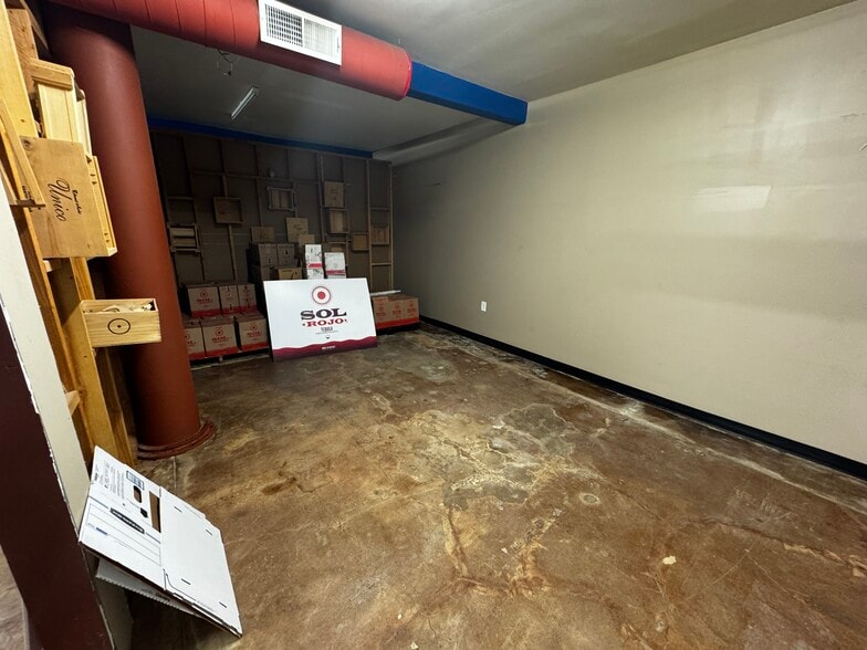 More Photos Of 11 E Jones Ave, Phoenix Warehouse For Sale