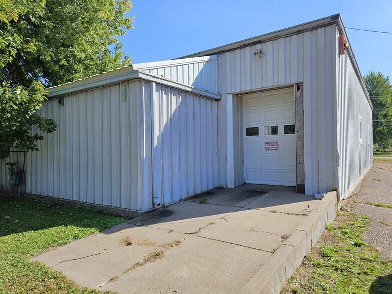 More Photos Of 100 S Holly Ave, Elk Mound Warehouse For Sale