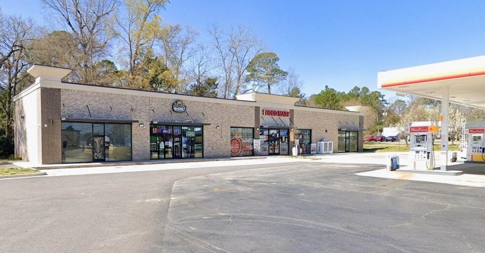 Primary Photo Of 501 N Davis Dr, Warner Robins Convenience Store For Lease