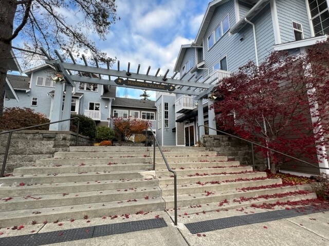 More Photos Of 115 Hall Brothers Loop, Bainbridge Island Office For Lease