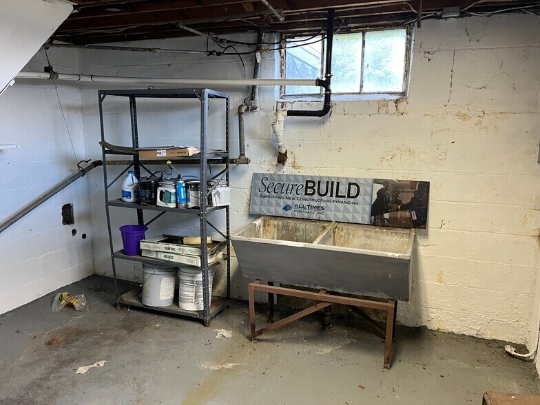 More Photos Of 4715 Lincolnway East, Mishawaka Office For Sale