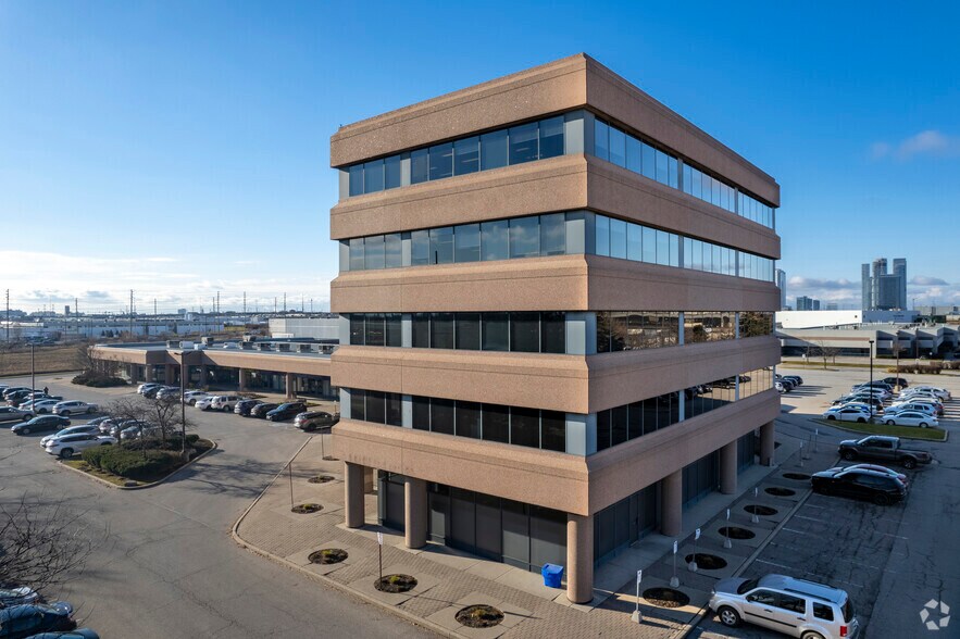 More Photos Of 7880 Keele St, Vaughan Office For Lease