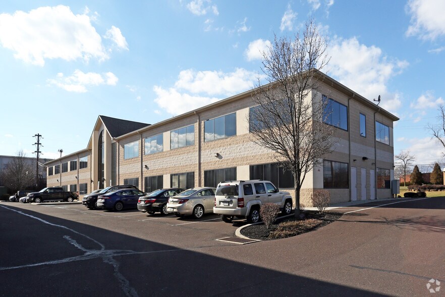418 Stump Rd, Montgomeryville, PA 18936 Office For Lease