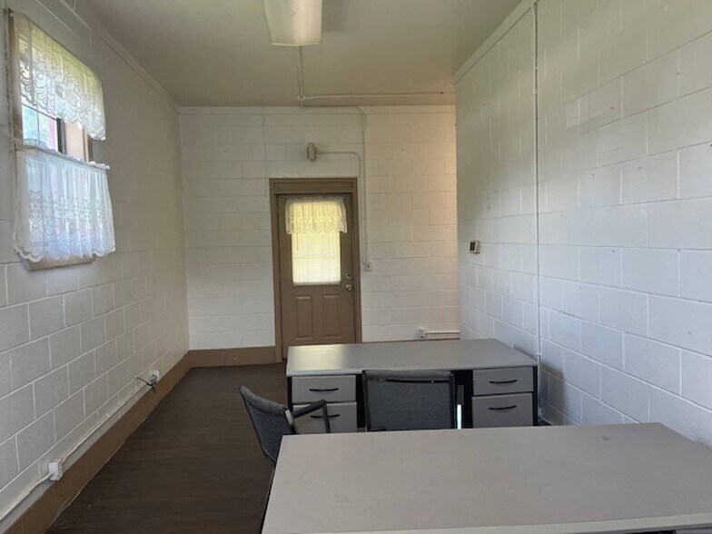 More Photos Of 2020 Crutchfield St, Chattanooga Industrial For Sale