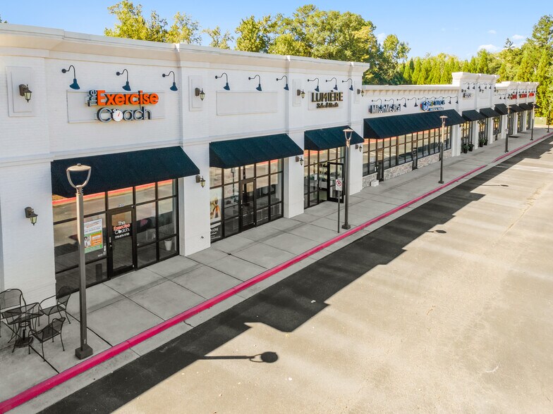 More Photos Of 735 N Main St, Alpharetta Unknown For Lease