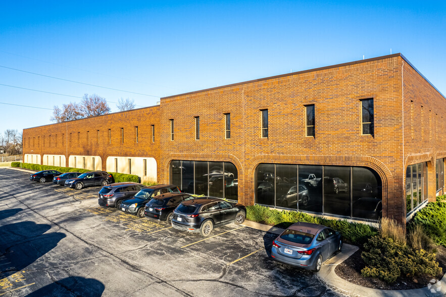 Primary Photo Of 5200 W 110th St, Overland Park Office For Sale