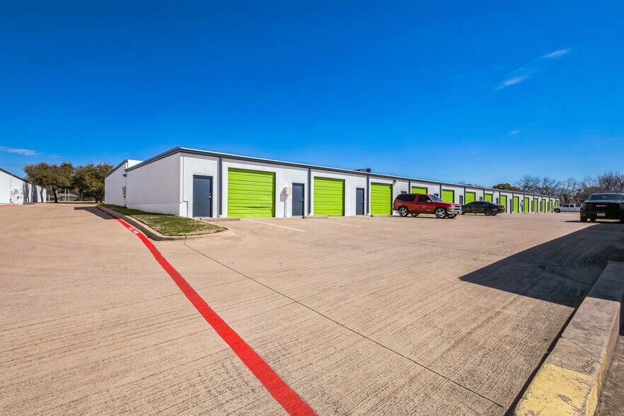 More Photos Of 4412-4414 Southwest Blvd, Fort Worth Unknown For Lease