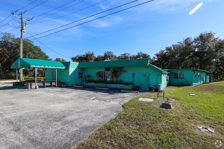 Primary Photo Of 4214 U.S. 17, Punta Gorda Specialty For Sale