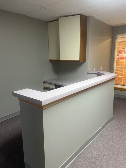 More Photos Of 824 John Marshall Hwy, Front Royal Office For Lease