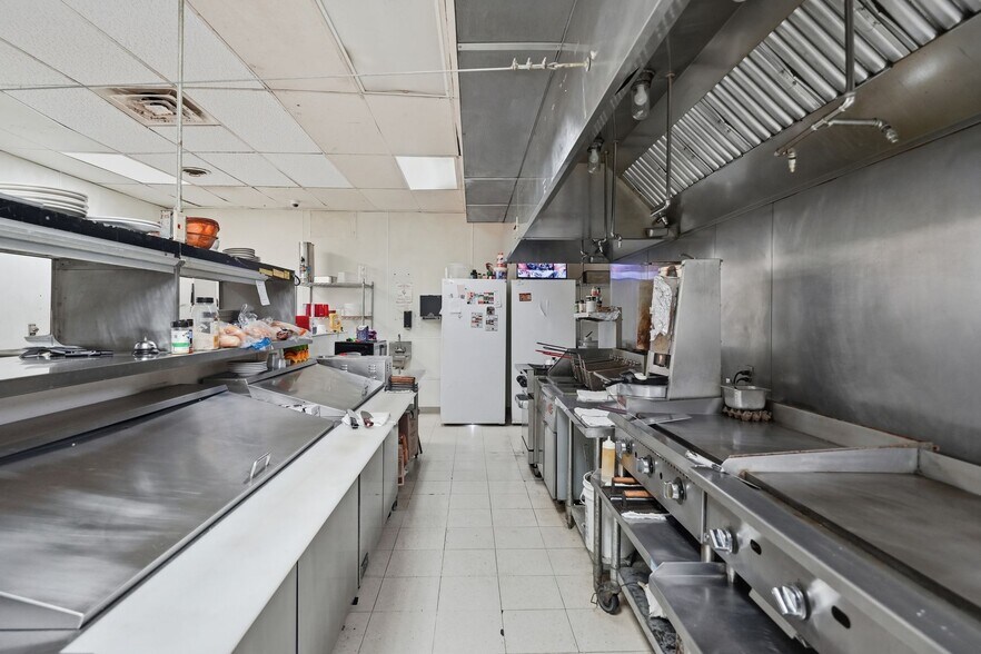 More Photos Of 715 1st Corso, Nebraska City Restaurant For Sale