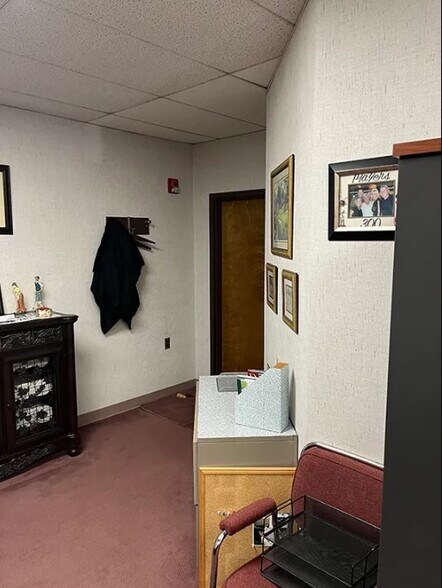 More Photos Of 200 Perrine Rd, Old Bridge Medical For Sale