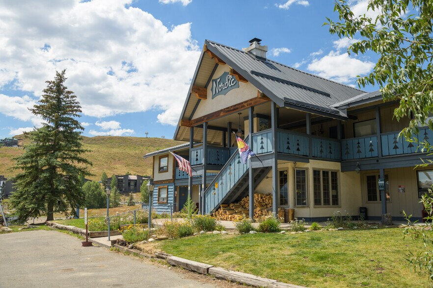 More Photos Of 24 Treasury Rd, Crested Butte Hotel For Sale