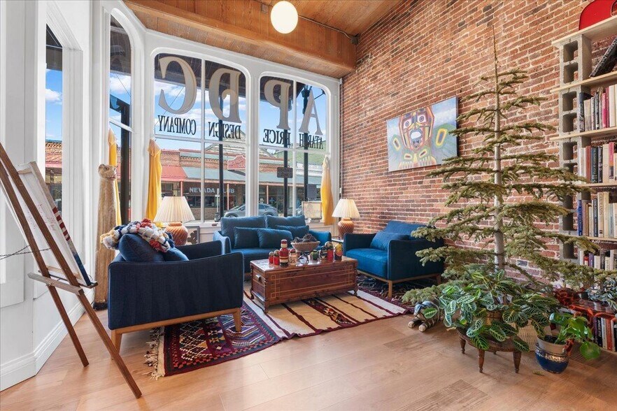 More Photos Of 107 W Main St, Grass Valley Storefront Retail Office For Sale