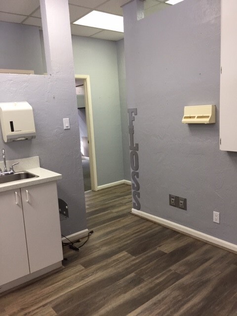 More Photos Of 8075 E Morgan Trl, Scottsdale Medical For Lease