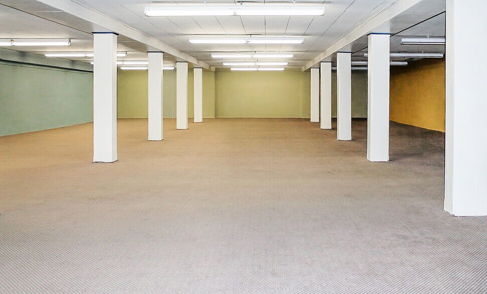 More Photos Of 2090 Court Ave, Baker City Freestanding For Lease