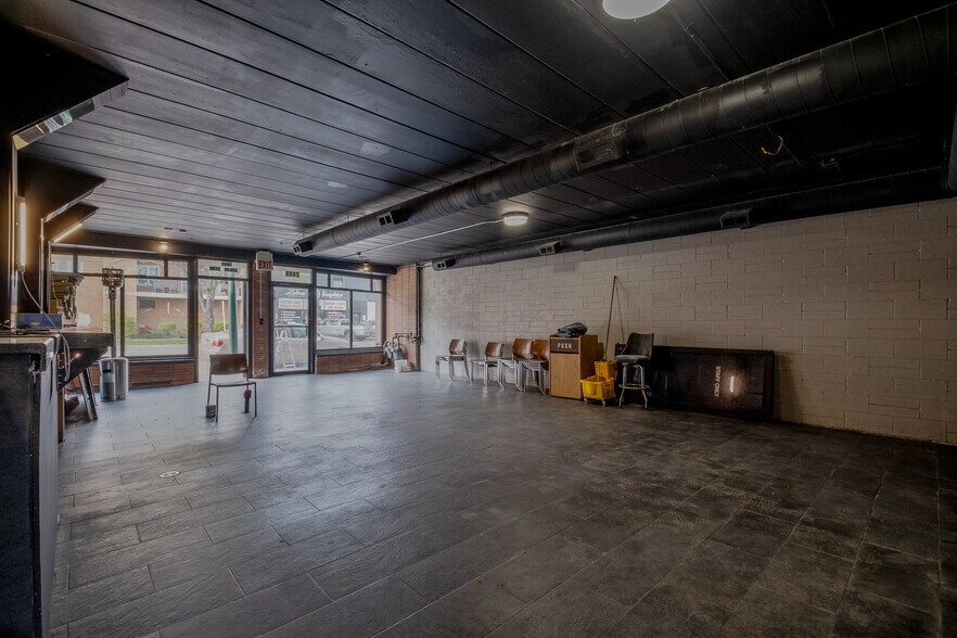 More Photos Of 7409 W Irving Park, Chicago General Retail For Sale