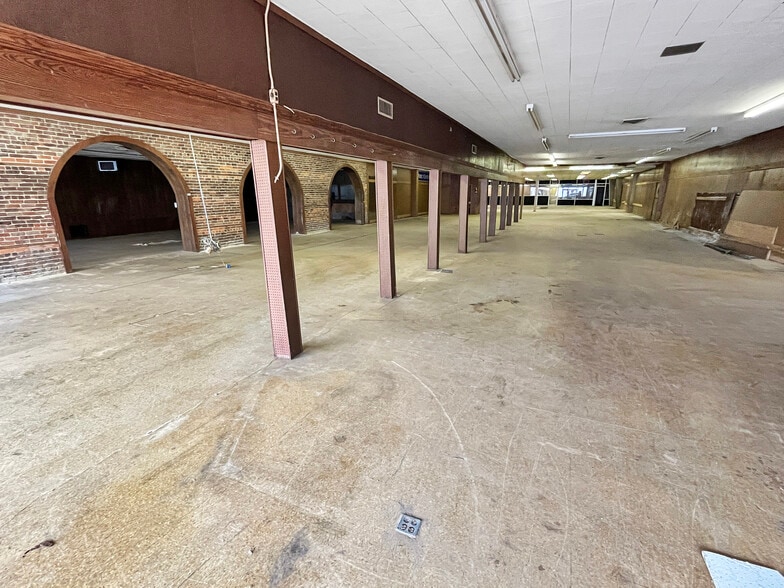 More Photos Of 120 Ash St, Spring Hope Storefront Retail Office For Sale