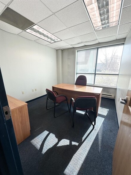 More Photos Of 1011 Veterans St, Mauston Manufacturing For Sale