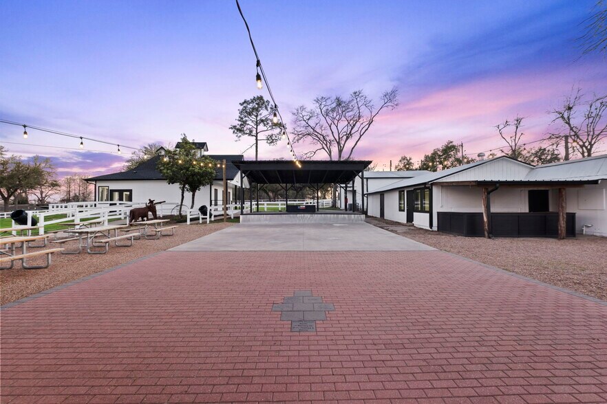 More Photos Of 9903 FM 2759 Rd, Richmond Specialty For Sale