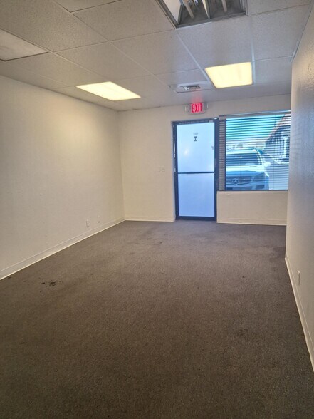 More Photos Of 5067-5085 Arville St, Las Vegas Unknown For Lease