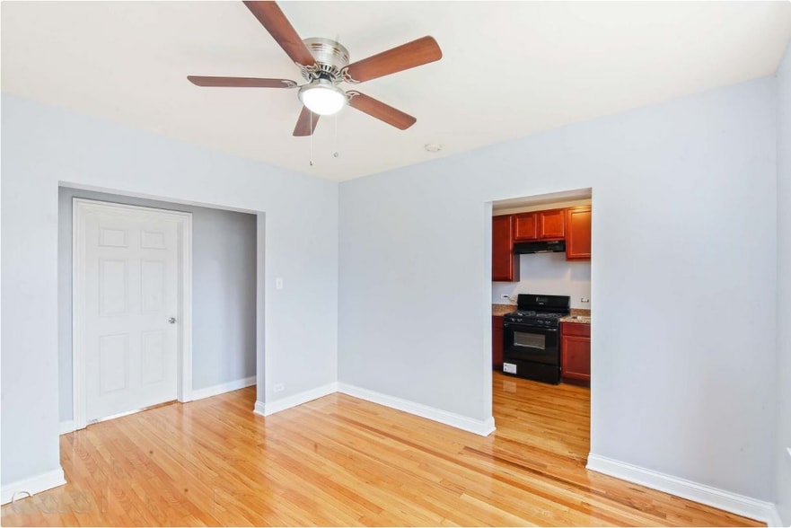 More Photos Of 655 E 90th Pl, Chicago Apartments For Sale