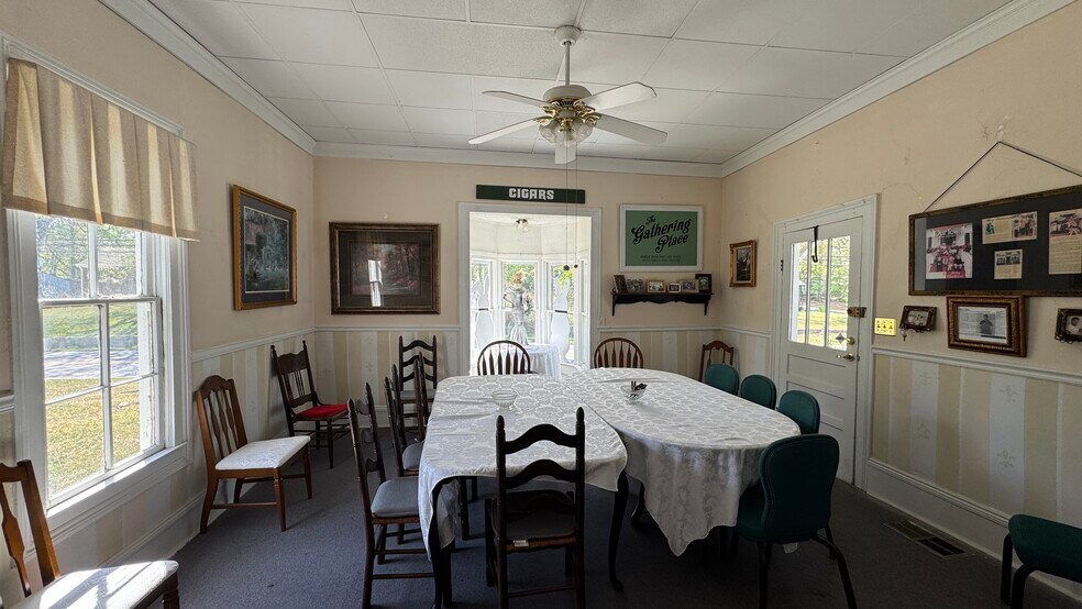 More Photos Of 6720 S Sweetwater Rd, Lithia Springs Office For Sale