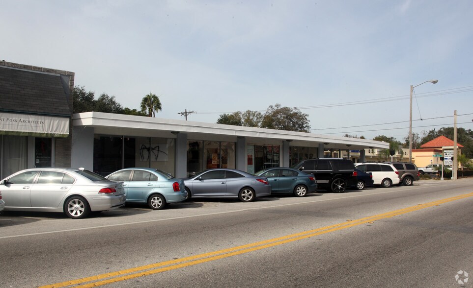 More Photos Of 2701 S Macdill Ave, Tampa Freestanding For Lease