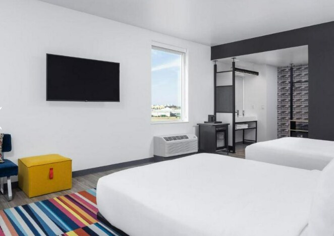 More Photos Of 13111 Highland Park Blvd, Oklahoma City Hotel For Sale