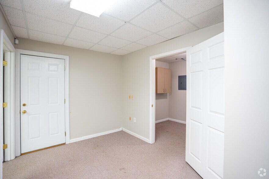 More Photos Of 7127 Gadsden Hwy, Trussville Unknown For Lease