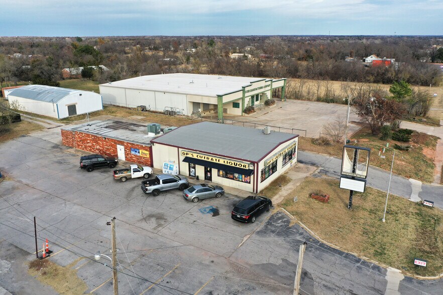 More Photos Of 11005 NE 23rd St,, Nicoma Park Freestanding For Sale