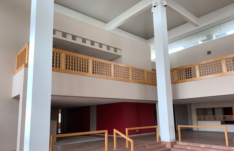 More Photos Of 1024 Texas Yes Blvd, Robstown Office For Sale