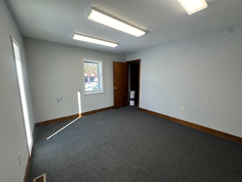 More Photos Of 2030 N Black Horse Pike, Williamstown Medical For Lease