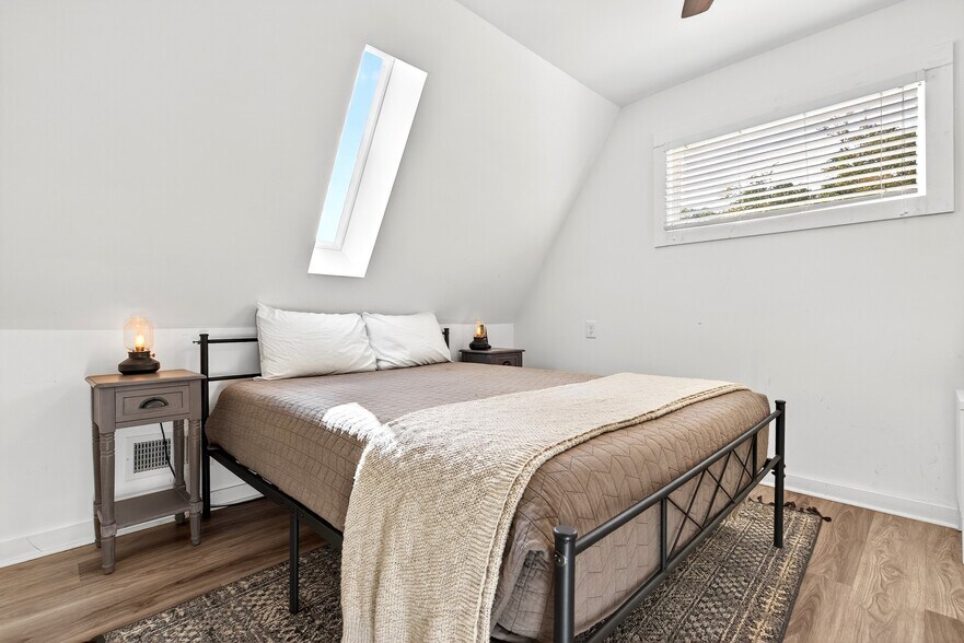 More Photos Of 8026 Buck Creek Rd, Marion Apartments For Sale