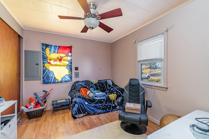 More Photos Of 2117 S River Rd, Bay City Apartments For Sale