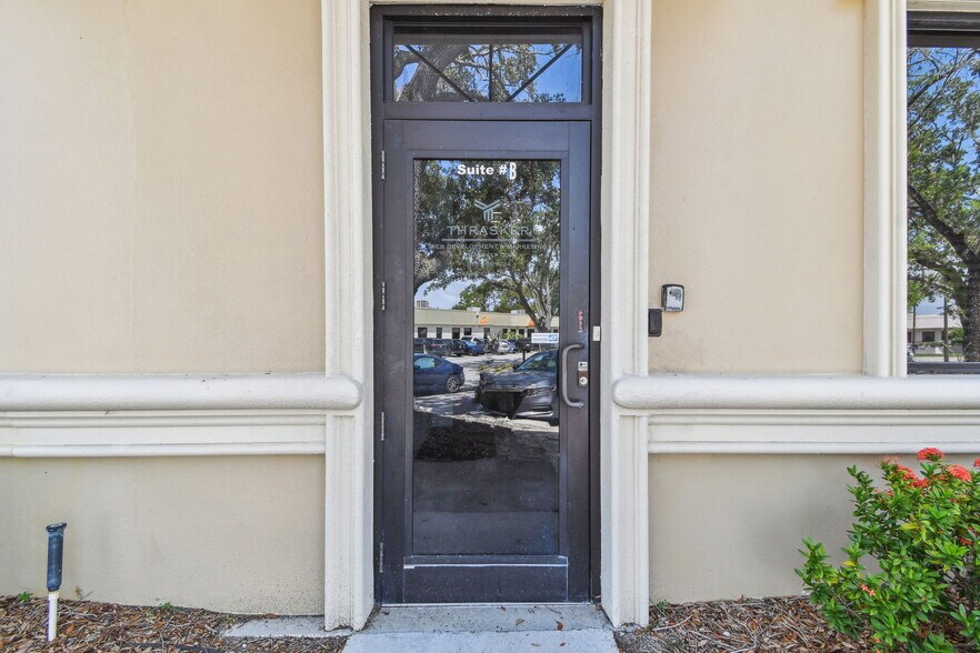 More Photos Of 10901 Danka Cir N, Saint Petersburg Office For Sale