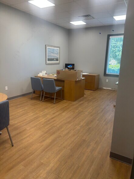 More Photos Of 36254 Emerald Coast Pky, Destin Freestanding For Lease