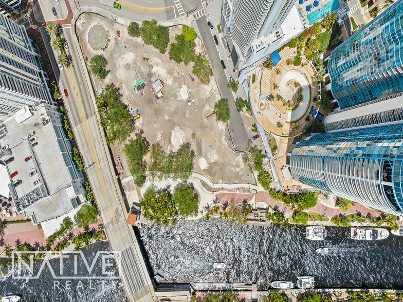 More Photos Of 32 Las Olas blvd, Fort Lauderdale Restaurant For Lease