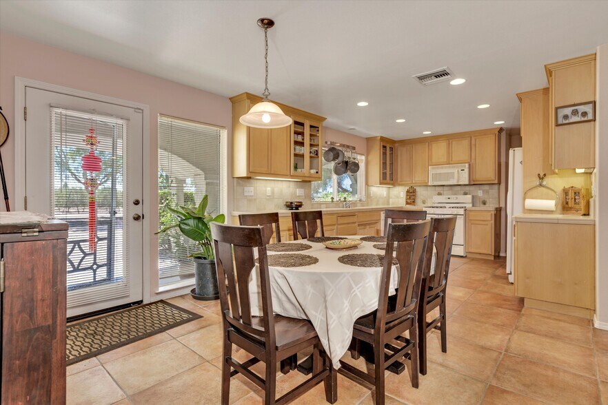 More Photos Of 5055 Rancho La Loma Linda Dr, Paso Robles Specialty For Sale