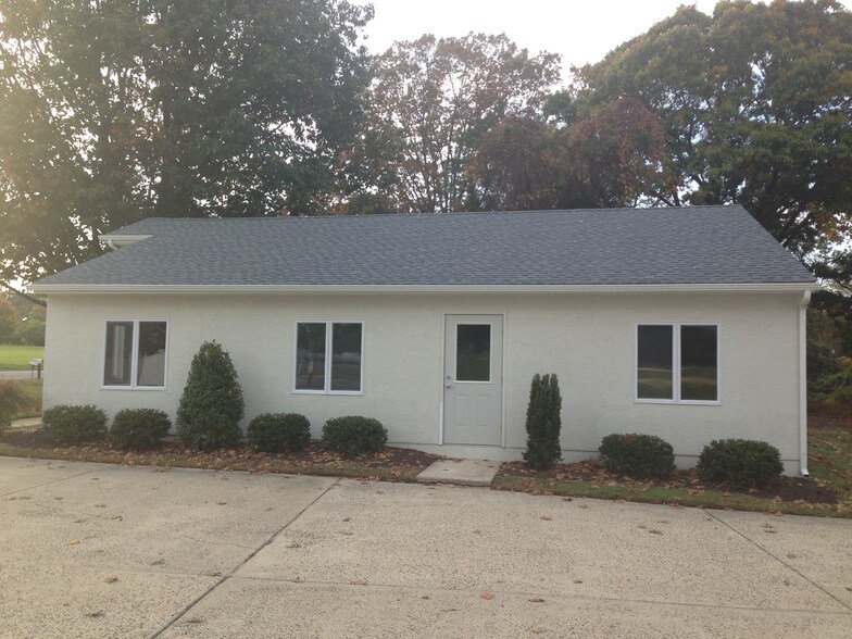More Photos Of 1451 Chews Landing Rd, Clementon Office For Sale