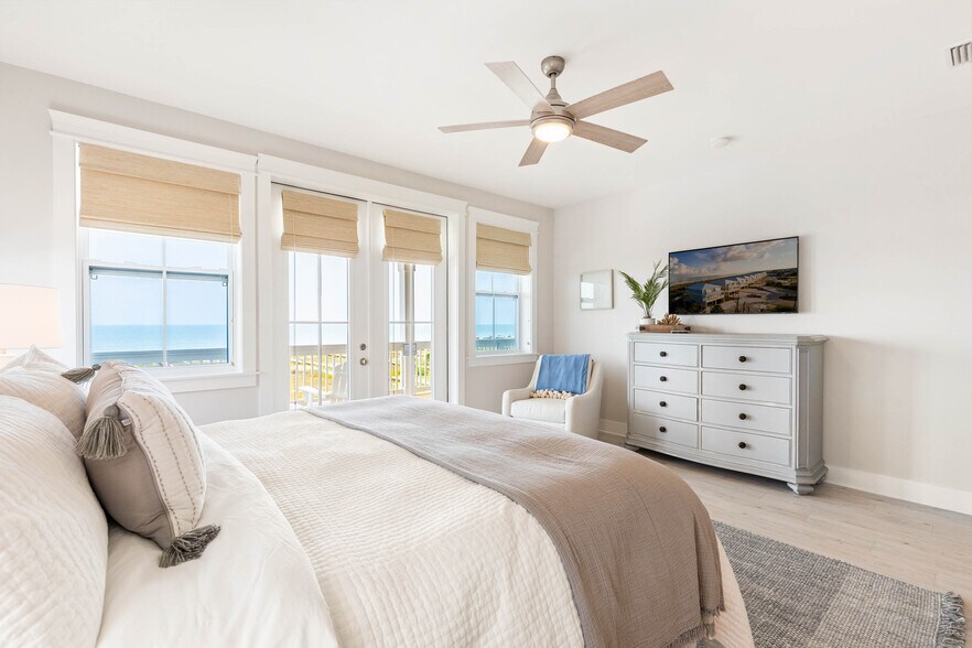 More Photos Of 191 Las Palmas Ln, Port St Joe Specialty For Sale