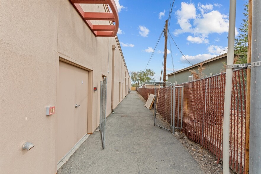 More Photos Of 460 W Main St, Fernley Freestanding For Sale