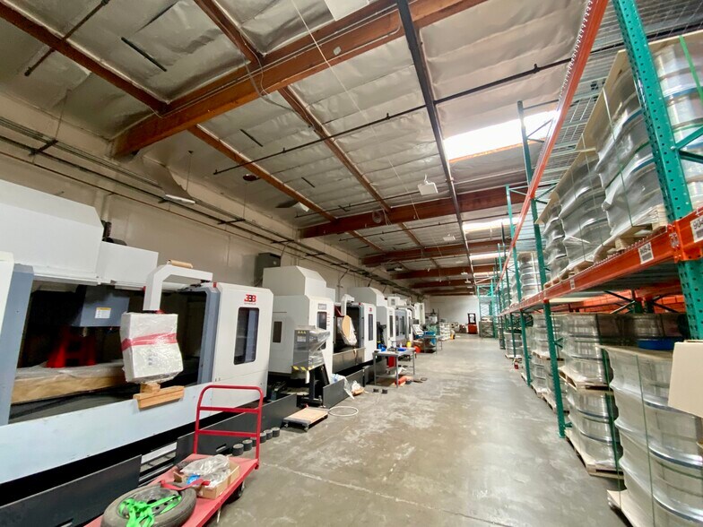 More Photos Of 1909 S Susan St, Santa Ana Distribution For Sale